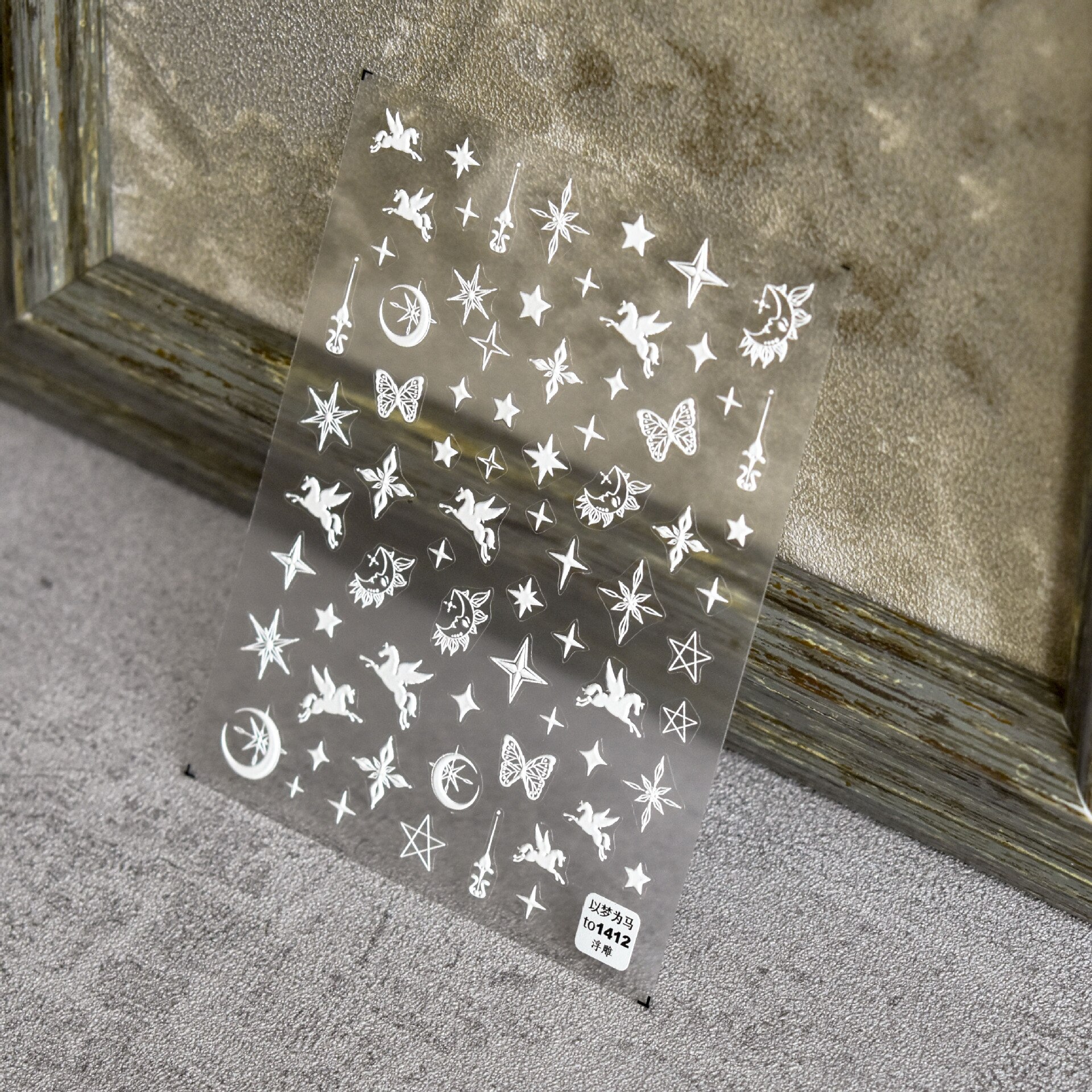 Pferd Sterne Mond 5D Geprägt Schmetterling Nagel Aufkleber Kunst Presse auf NäGel Decals Dekorationen Transfer Nagel Folie Manikübetreffend: zu1412