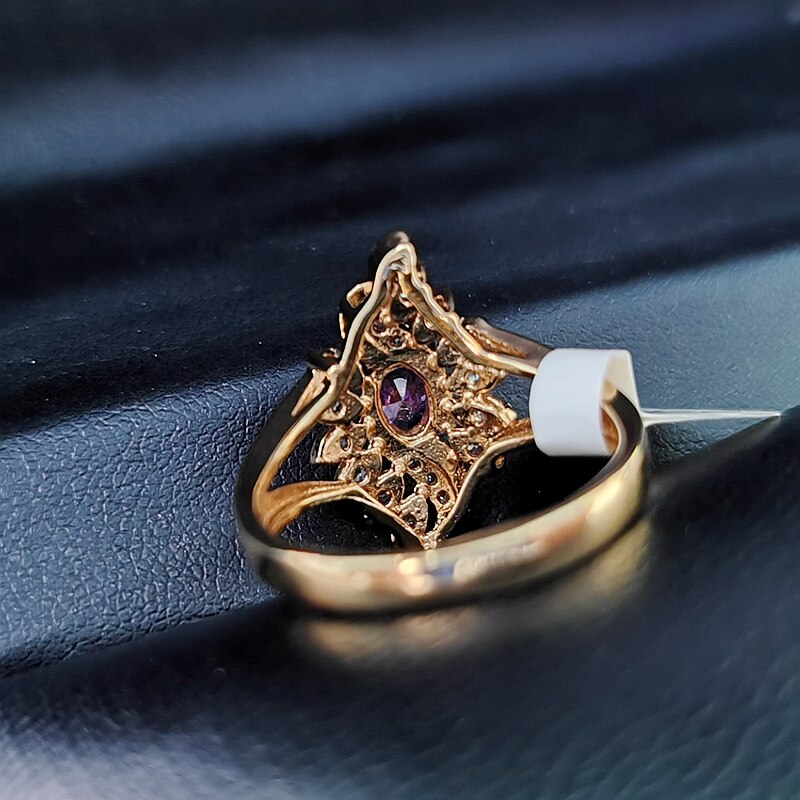 26mm Zilveren Hanger, Waarbij Twee Grote Ronde Ringen Met Elkaar Verweven Zijn Bezet Met Witte Zirconia S Zih2431 Exclusief Ketting Geprijsd Zih2431