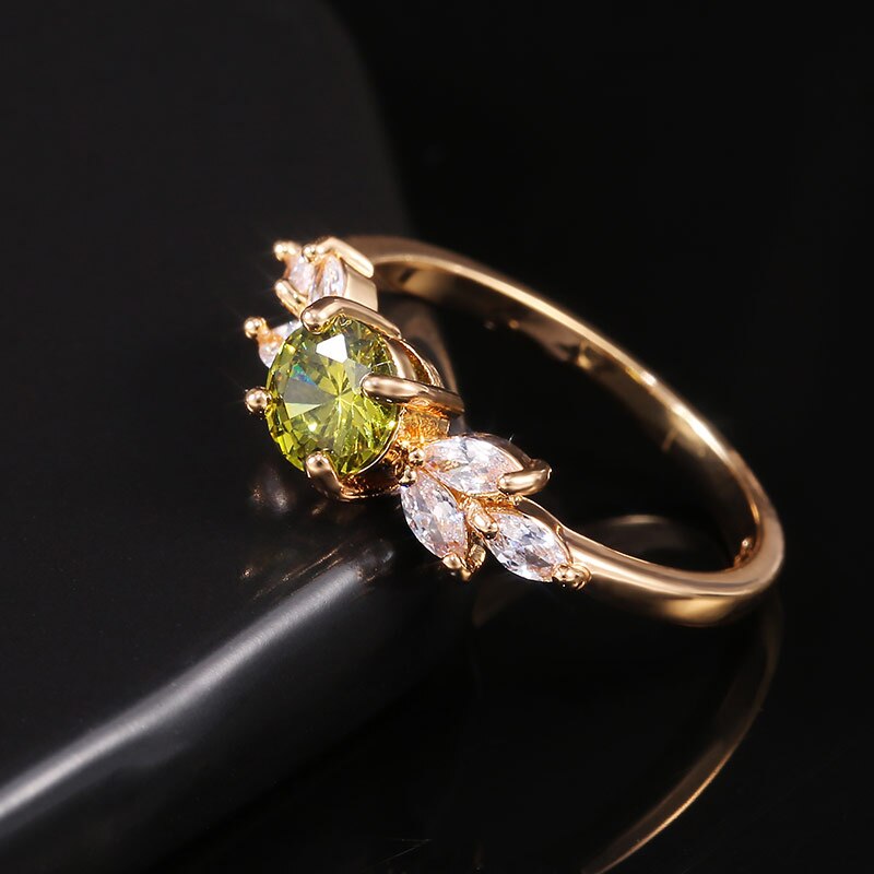 Huitan Zarte Frauen Hochzeit Ring Olivgrün Runde Zirkon mit Lassen bilden Elegante Gold Farbe Mädchen Ringe modisch Schmuck