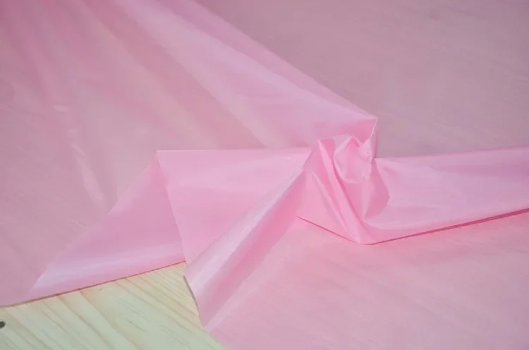 190t Polyester Taff Pu Beschichtung leichte wasserdichte Regenschirm Zelt Stoff Wind dicht und staub dicht Stoff Drachen Farbe Flagge Stoff: Rosa