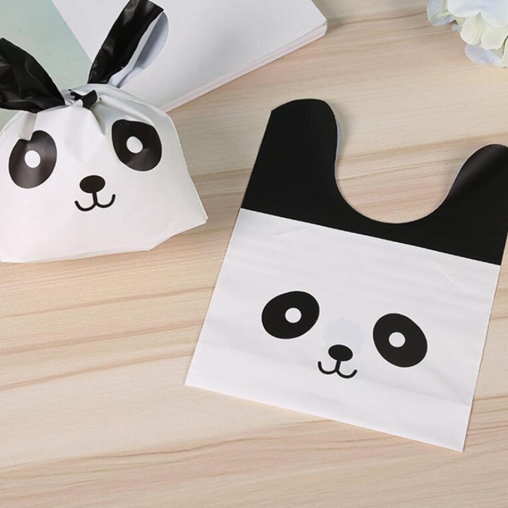 1 Set Lovely Safe Waterproof Candy Bag Cartoon Wrapper Biscuit Bag