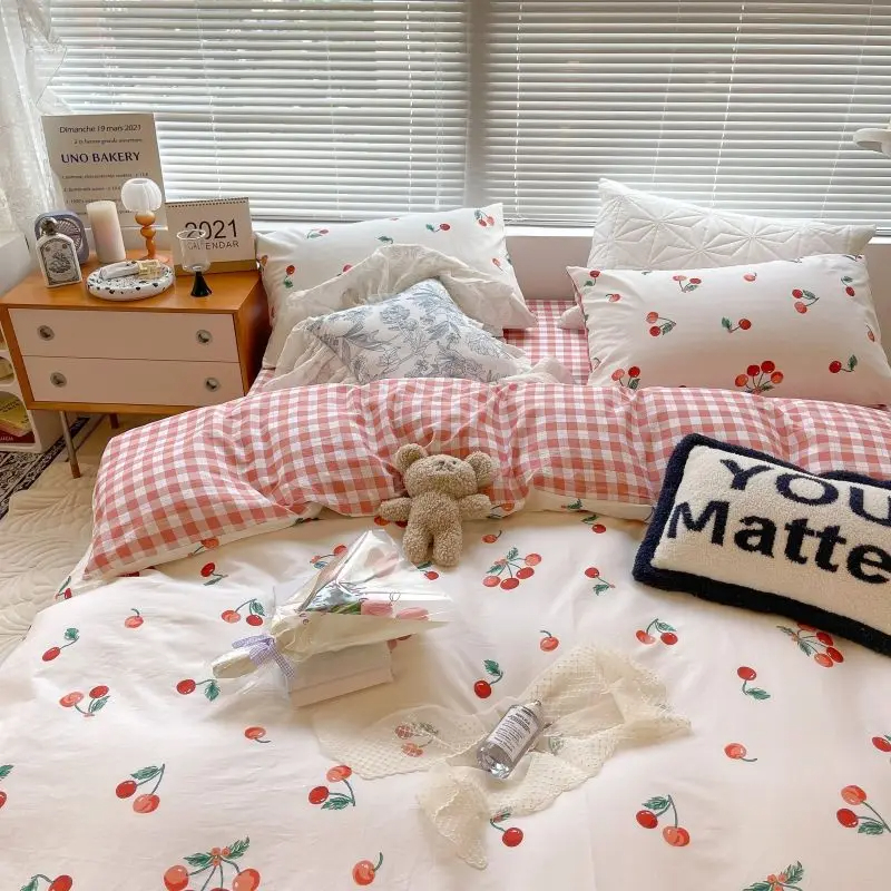 Juego de ropa de cama de cereza para niñas y niños, funda de edredón sin relleno, Sábana plana, funda de almohada, ropa de cama Kawaii: Completo / BLANCO