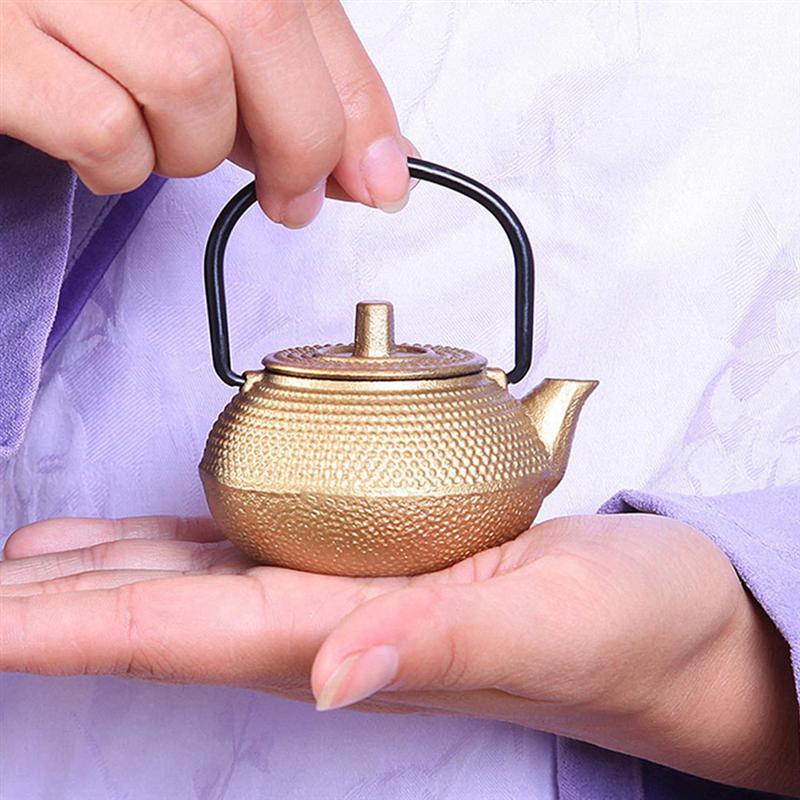 Decorative Small Tea Kettle Cast Iron Teapot Tabletop Ornament Adornment Mini Iron Teapot Kitchen Supplies