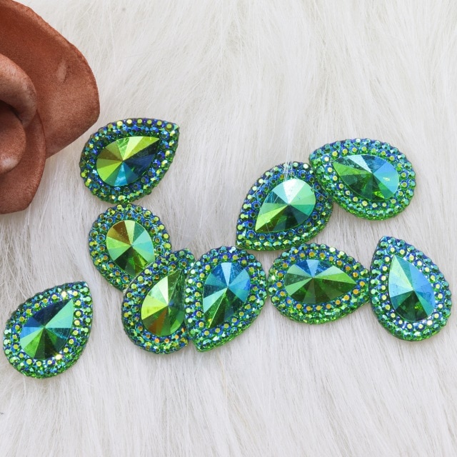 Gema de cristal con forma de gota brillante y colorida, pedrería de resina plana de 13x18mm para costura, apliques artesanales de boda, 25 uds.: Green