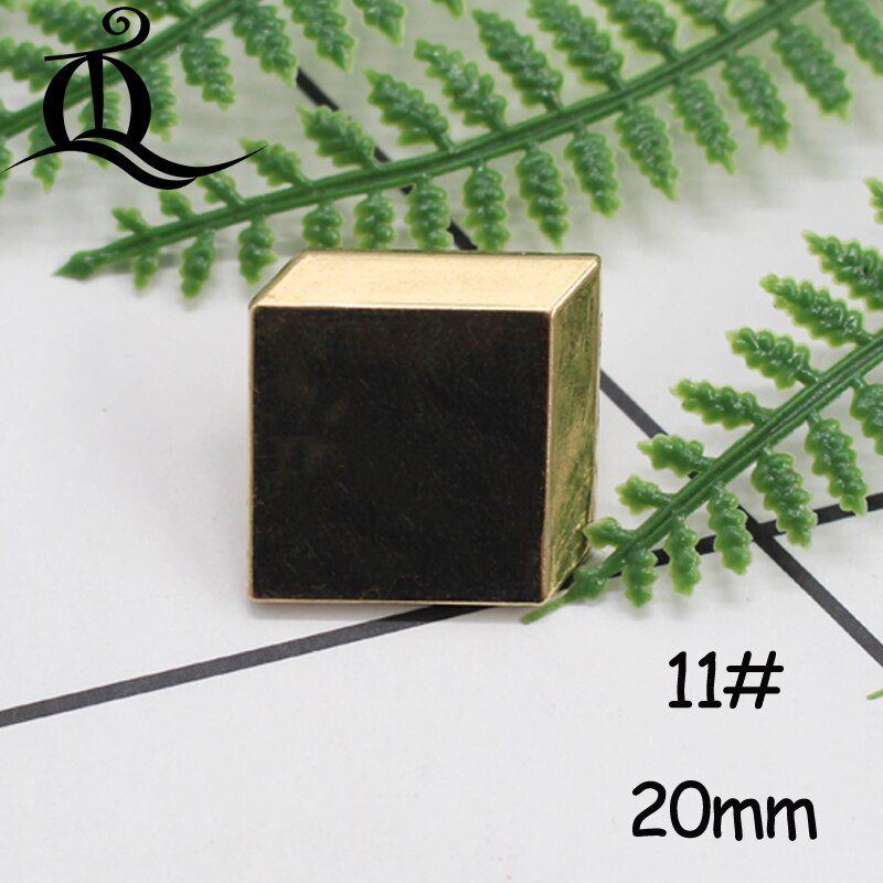10Pcs 16-25mmgold Zilver Mix Metalen Knoppen Sluiting Fabriek Modellen Hete Modellen Metalen Knoppen 15Mm Naaien Leveringen