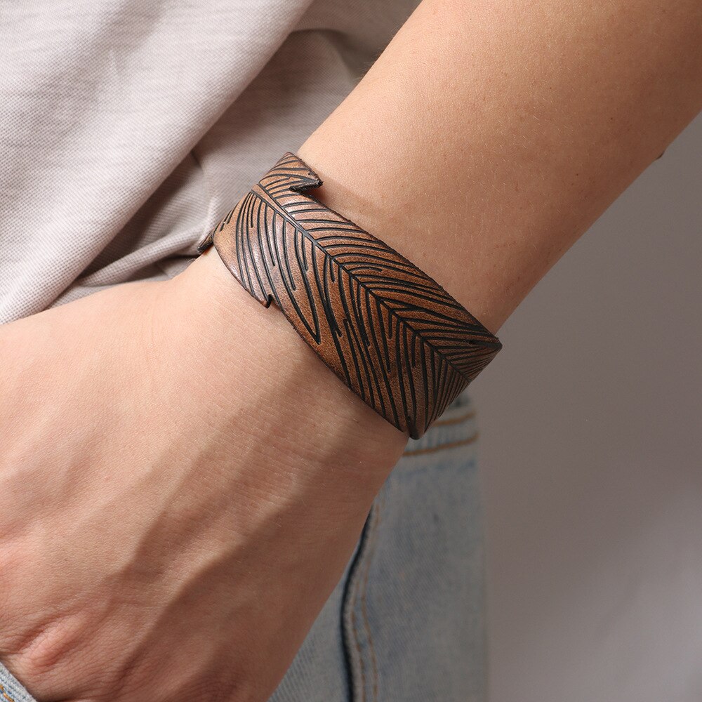 Vintage Pu Leer Mannen Armband Punk Veer Knop Manchet Armband Maat 23*3Cm