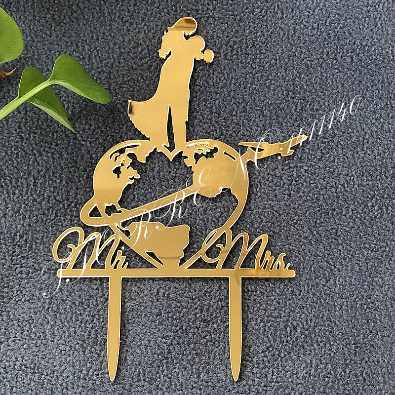 Mapa świata cylinder tort weselny, patelnia i pani podróży mapa świata cylinder tort weselny, lustro złota mapa świata z parami ciasto wystrój