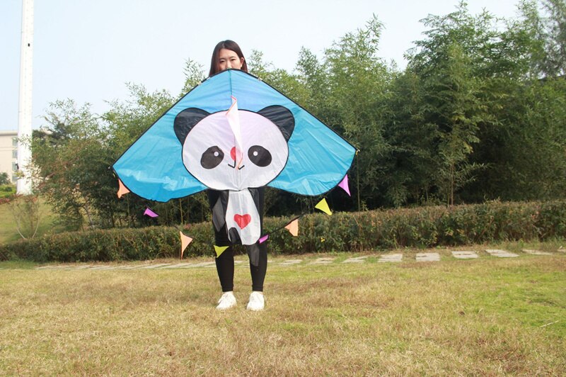 Cometa de oso Panda con hilo para niños, juguete infantil de prevención de rasgaduras, deportes al aire libre, surf, herramienta voladora con hilo para cometas