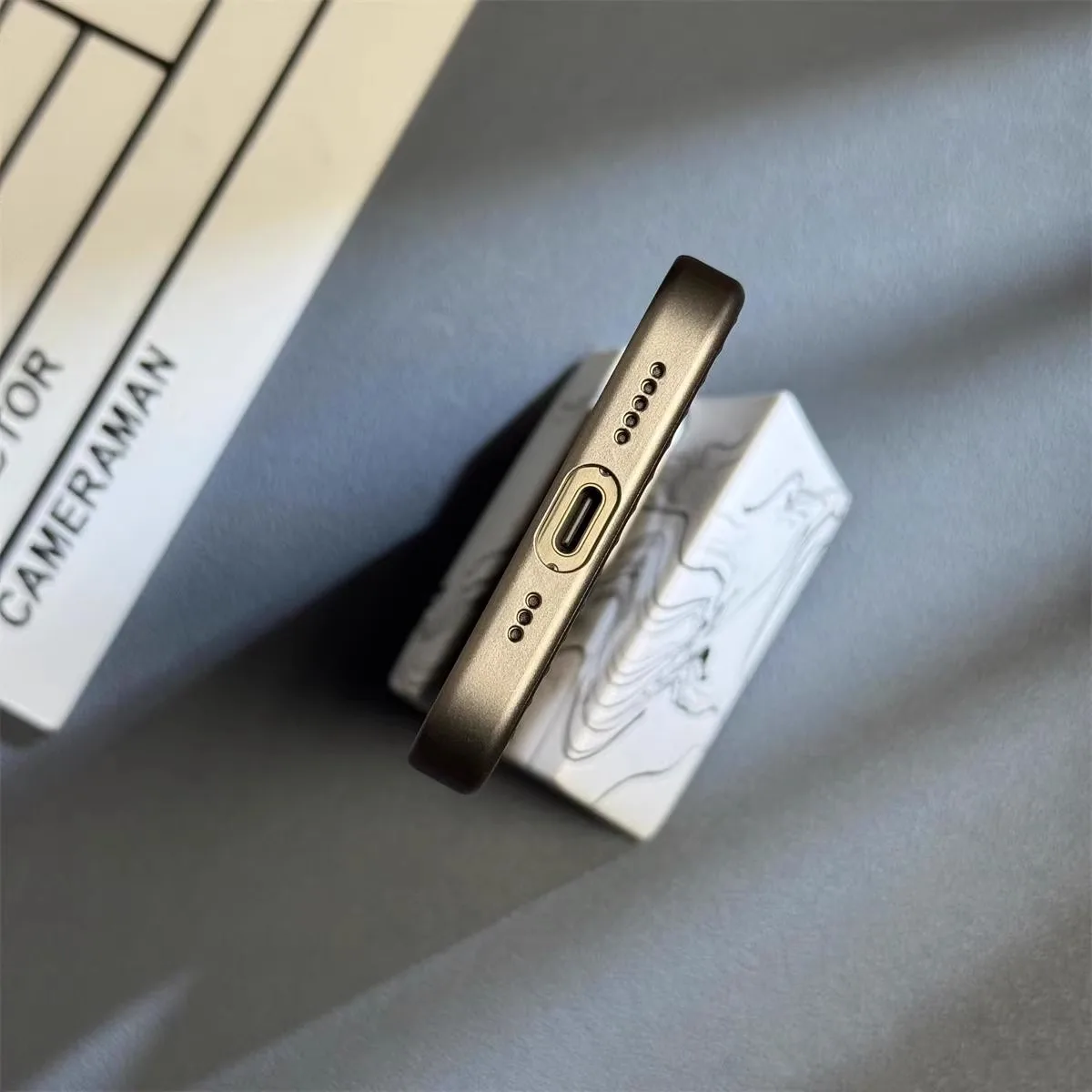 Luxury Natural Titanium PC Case for iPhone 16 15 14 13 Pro Max Plus Electroplated Grating Corrugated Hard Back Cover