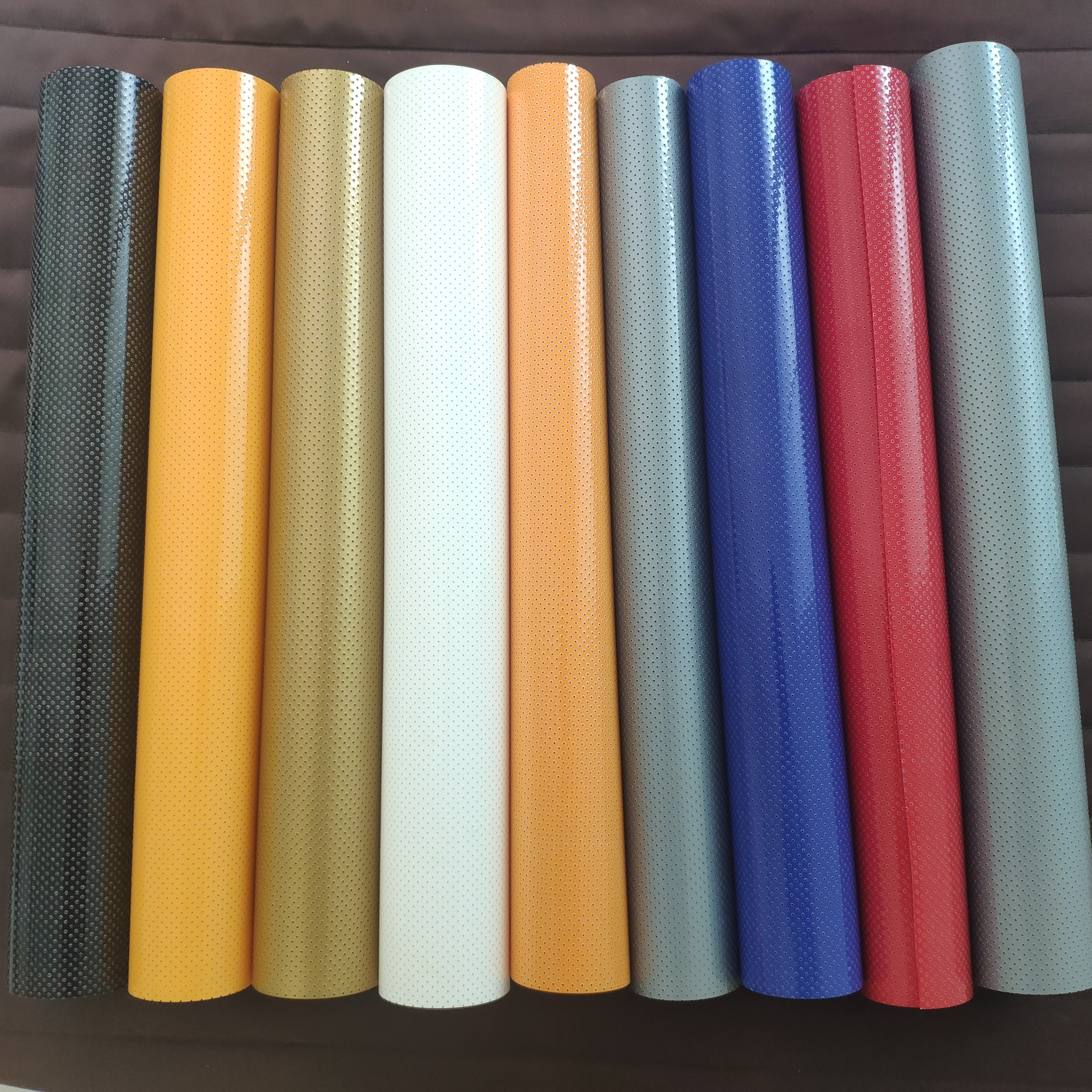 25cmx100cm Vent Hole PVC Heat Transfer Vinyl Cutting Film Cutter Press Iron-on for Textile T-shirt