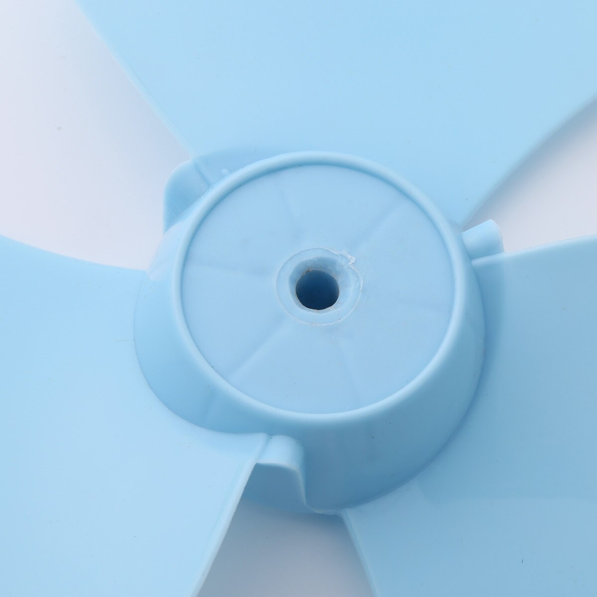 Light Blue 12 Inch Household Plastic Fan Blade Three Leaves for Standing Pedestal Fan Table Fanner General Accessories Fan Parts