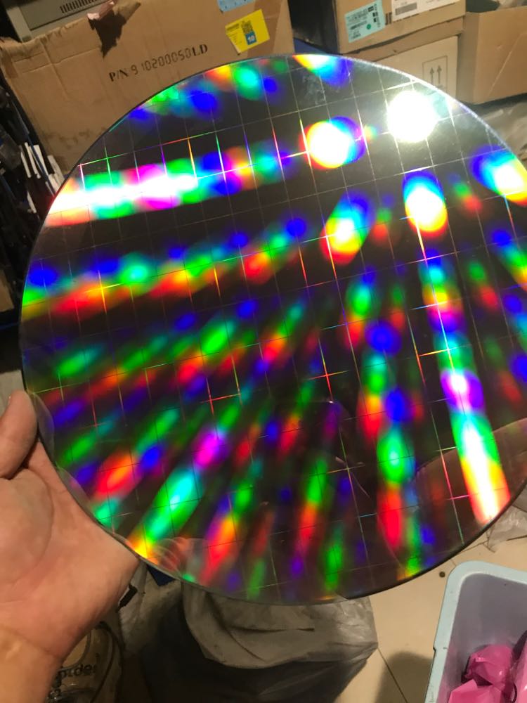 12 Inch Wafer Silicon Complete Chip Wafer Monocrystalline