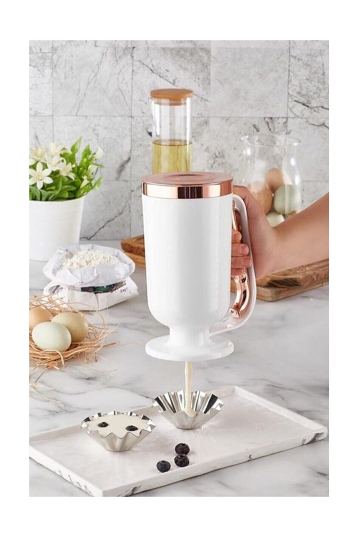 Practical Batter Dispenser Pancake cake Pancake Muffin Easy Pourer Container jug handle control practical dough dağıtıcır sauce dispenser kitchen: White batter dispenser vip