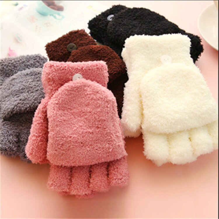 Corail bas rénover demi doigt gant hiver garder gant madame gant hiver un étal marchandises réparties sur le sol pour les