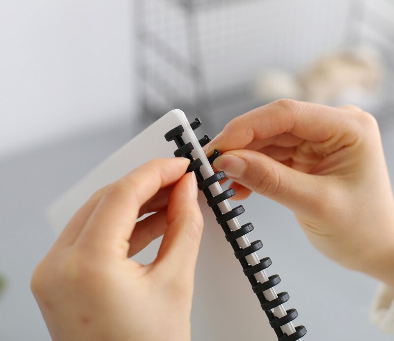 10pcs 16mm A4/A5/B6/A7 Binding Rings 30 Hole Loose-leaf Binding Strip Plastic Loose-leaf Ring Binding Clip Loose-leaf Buckle