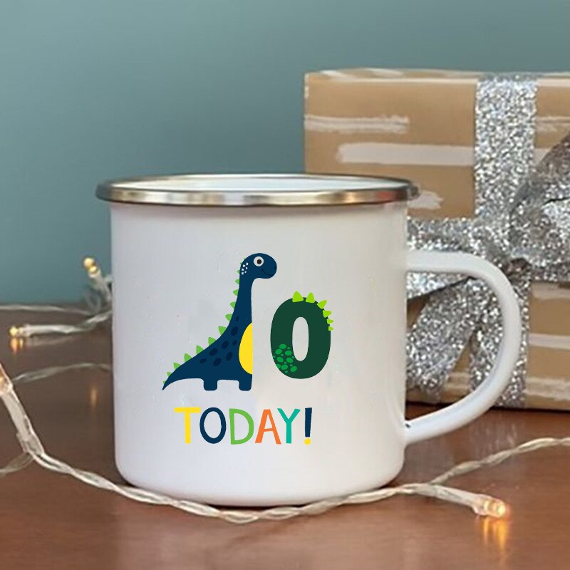 Dinosaurier Geburtstag Anzahl Drucken Becher Kreative Wasser Saft Tasse Trinken Nachtisch Milch Emaille Becher Griff Getränk freundlicher Geburtstag: XH1792-A015WH-8