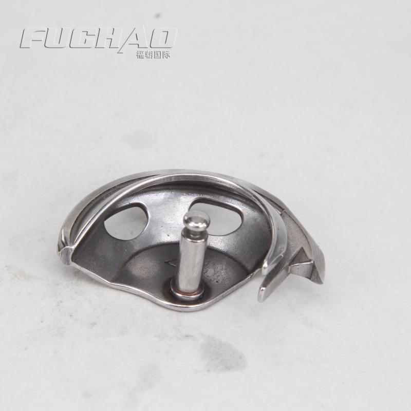 De Bouw Van Kraan Met Ketting En Haak Stock Foto - Image of geel, staal