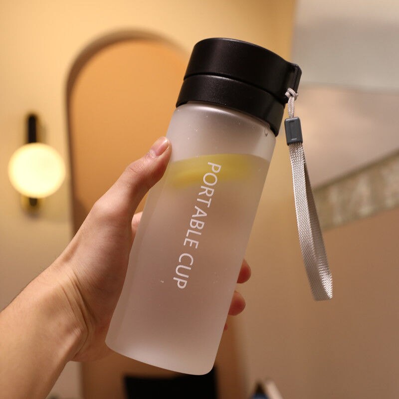 Botella de plástico para deportes acuáticos, 800ml, cuerda portátil, para niños, para beber al aire libre, a prueba de fugas, para escalada: F