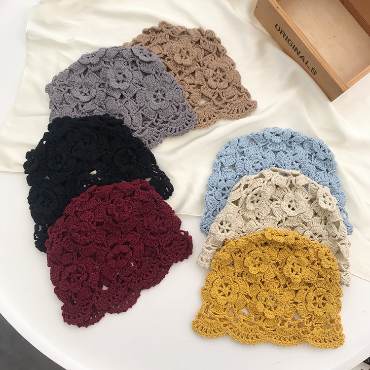 Boina de lana con flor hueca tejida a mano para mujer, sombrero de pintor de punto con temperamento Retro de piel de melón, Otoño e Invierno