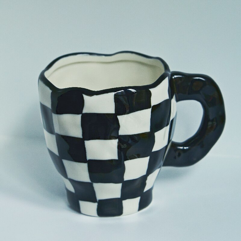Nordic Monochrome Cup Black and White Checkerboard Mug Ceramic Cup Ins Coffee Cup Dish Afternoon Tea Cups Mugs: mug 1