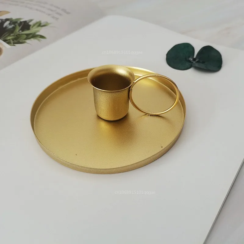 Candle Holder Desktop Candlestick Adornment Metal Candlestick Taper Candle Holder with Handle Home Wedding Decorations
