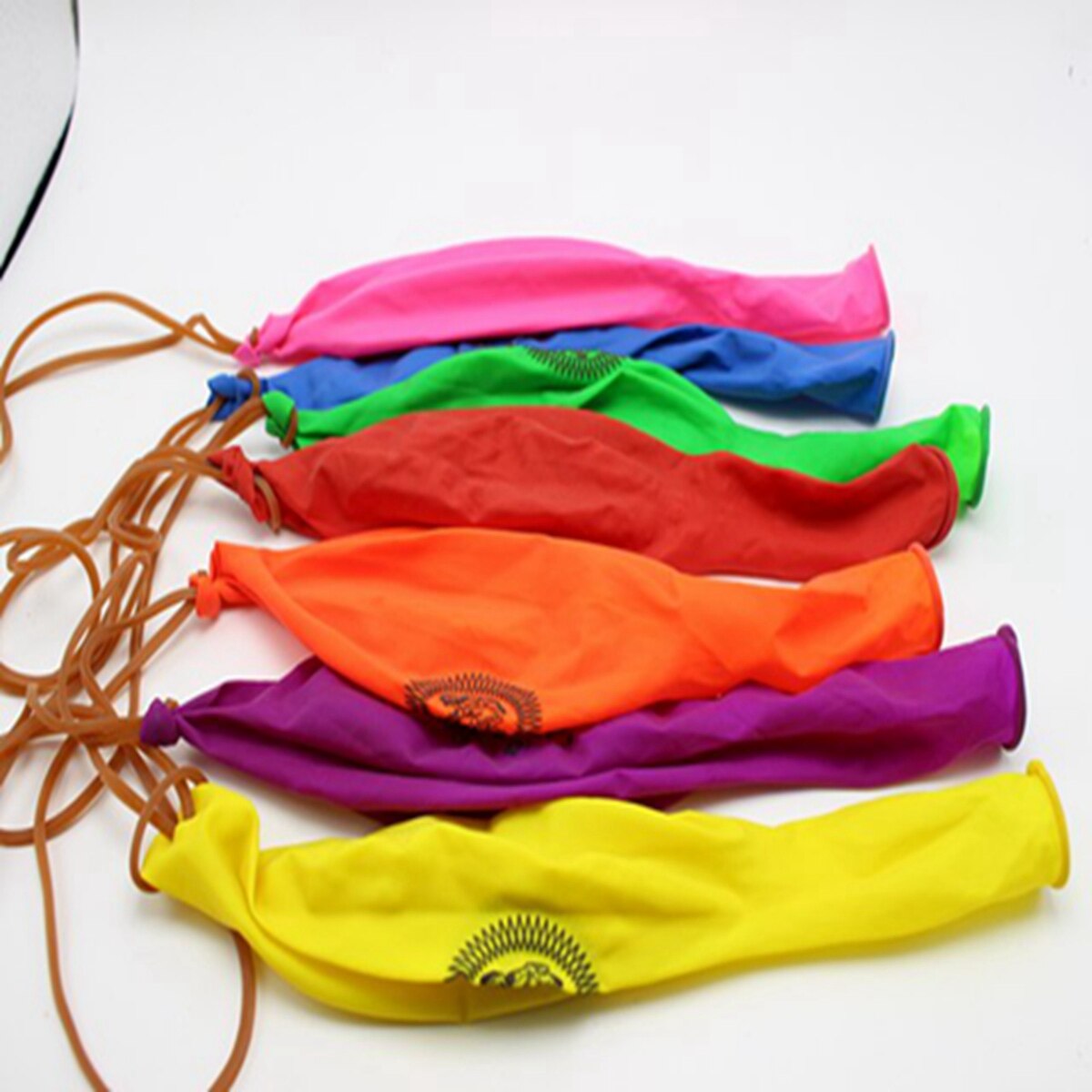 12 Stuks Gemengde Kleur Latex Ballonnen Punch Ballen Ballonnen Verjaardagsfeestje Gunsten