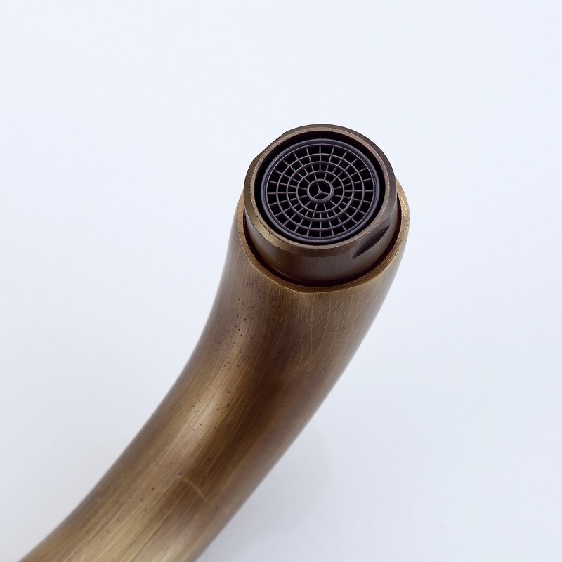Grifo de latón con acabado de bronce antiguo para baño, grifería mezcladora de agua fría y para lavabo, accesorios de baño