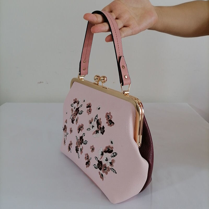 Broderie fleur baiser serrure coquille sacs en cuir PU femmes sac à main femmes sacs à main sacs à main