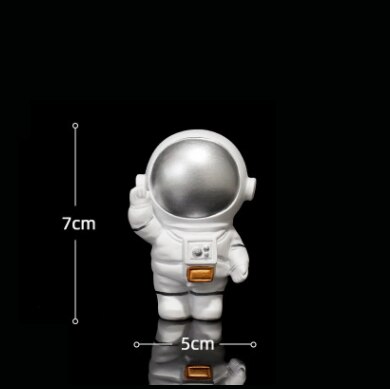 Resin Astronaut Figurines Spaceman With Moon Sculpture Decorative Miniatures Cosmonaut Statues For Man & Boyfriend: 3
