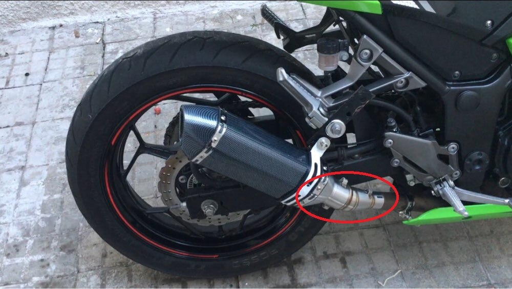 Motorfiets Uitlaat midden pijp Slip-On voor Kawasaki Z250 Z300 Ninja 300 Ninja 250R link pijp