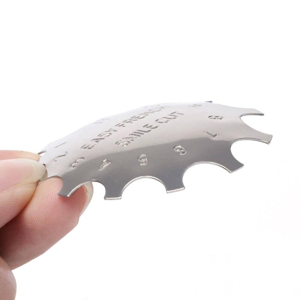 1 stk french smile nail art cut line edge trimmer rustfritt stål franske spiker halvmåne cutter sjablong manikyr verktøy  ji673