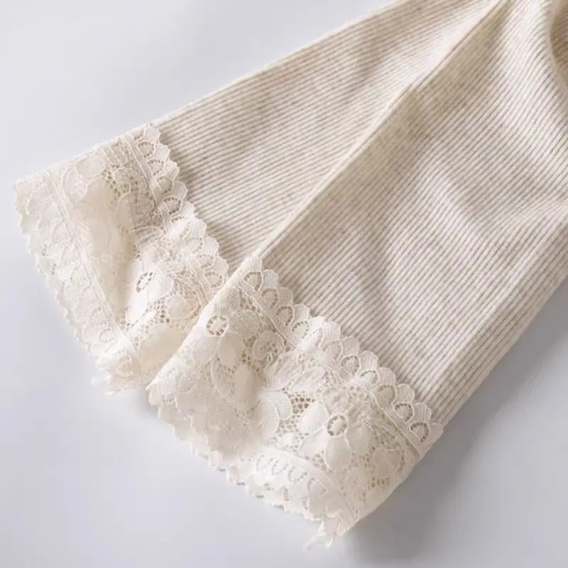 Pantalones de lana gruesa para mujer, mallas térmicas de algodón, adornos de encaje adelgazantes, pantalones cálidos de nueve puntos, rayas verticales, Otoño e Invierno: 4 GB / Rojo