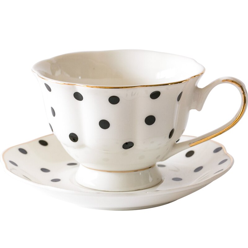 White Nordic Style Cute Ceramic Coffee Cup and Saucer Set Funny Cappuccino Coffee Cup Set Filizanki Do Kawy Mug BD50CS