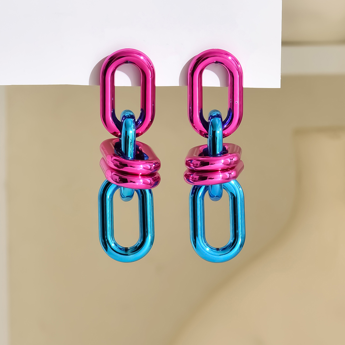 Pendientes largos de cadena geométrica acrílica Vintage para mujer, aretes colgantes verdes metálicos Punk, joyería y2k 2023: Color amarillo claro