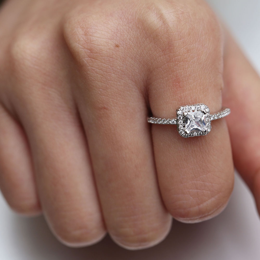 Huitan Wedding Proposal Rings For Women Simple Style Square Surface Engagement Finger Rings Lots&Bulk Gadget