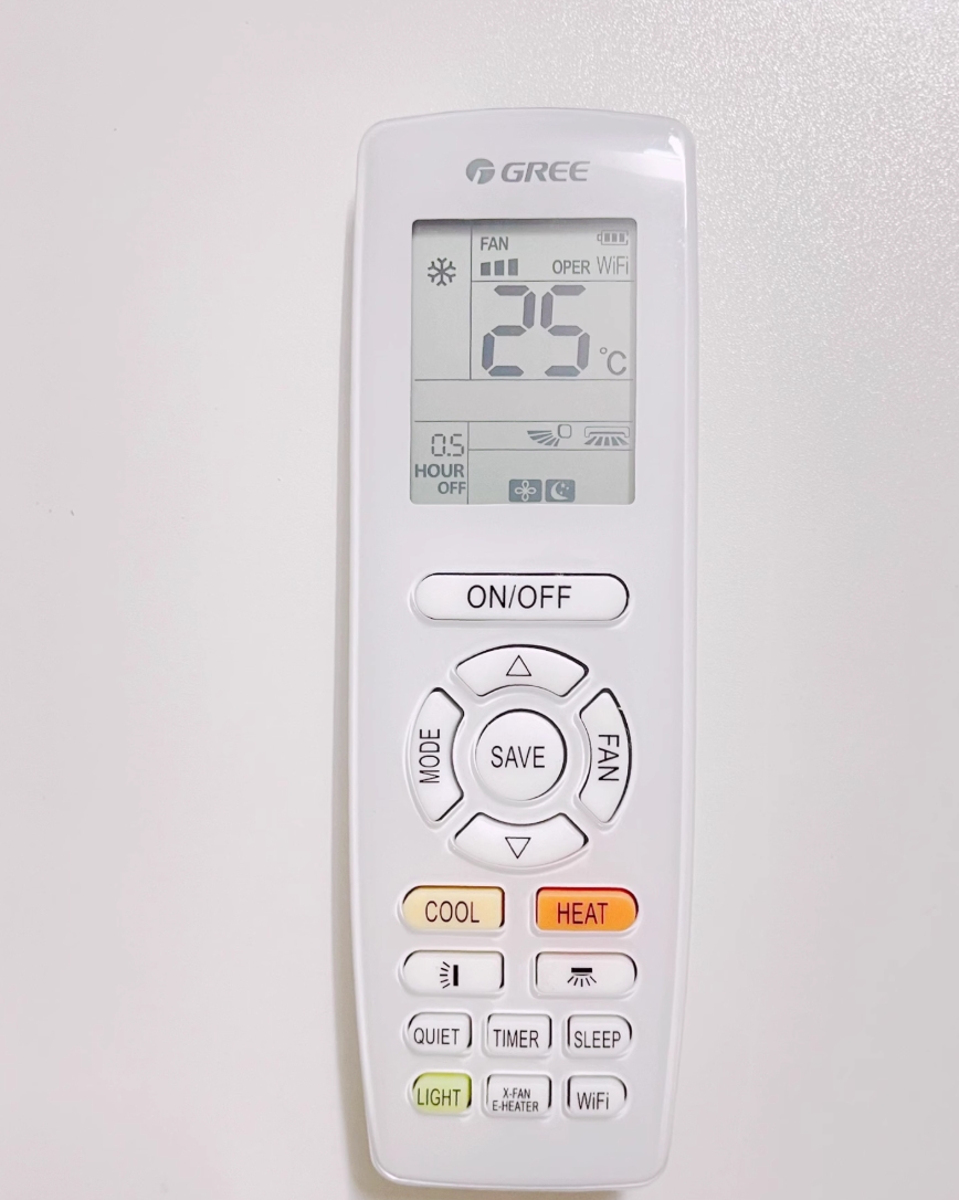 Gree's gloednieuwe originele afstandsbediening met verschillende Engelse versies, compatibel met zowel split als kastmachines
