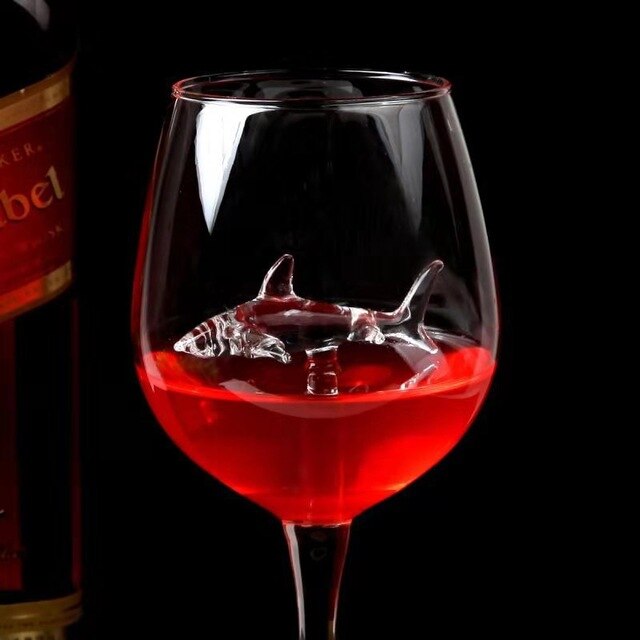 Indbygget hajvinsglas bæger whiskyglas middag dekorere håndlavet krystal til festfløjter glas: Haj 18cm