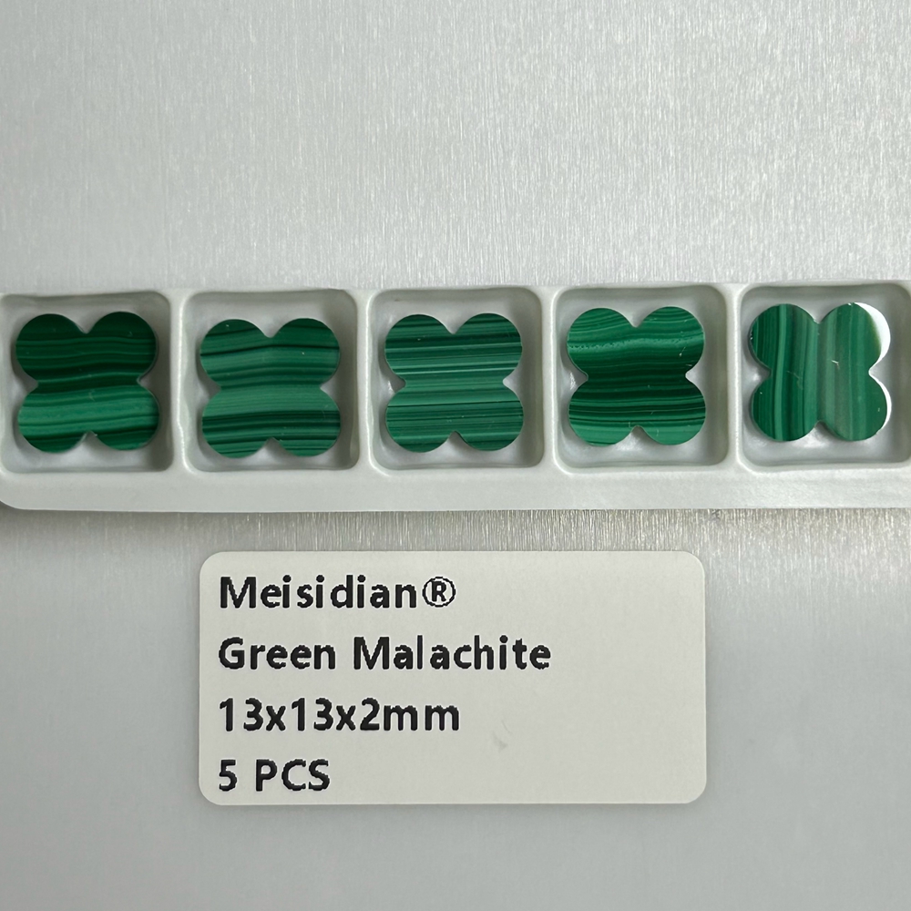 Meisidian flor ágata negra cornalina roja 13X13X2mm piedra de trébol de ónix: Verde
