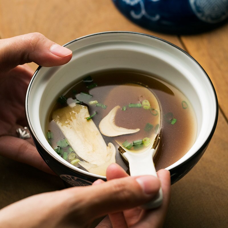 Chińska kreatywna zastawa stołowa ręcznie malowana ceramika miska z pokrywką zupy ryżu makaron domowy gulasz przykrywka robić kubka naczynia stołbyć winnym