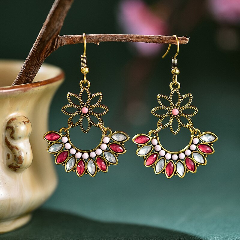 Ethnic Vintage Fan-Shaped Earrings For Women Simple Flower Resin Rhinestone Beads Earrings Boho Jewelry