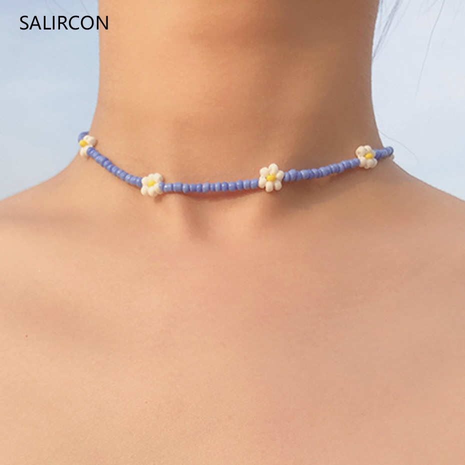 Salircon Boho Small Flower Daisy Choker Necklaces Handmade Seed Beads Short Clavicle Chain Necklace For Women Jewelry