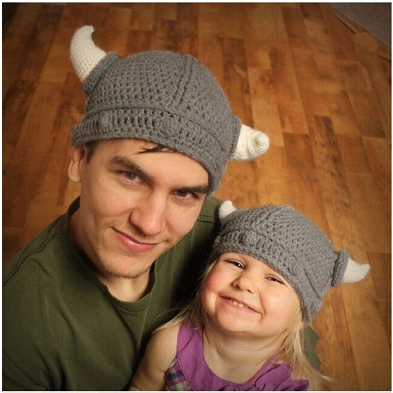 Gorro de invierno al Crochet con dibujos animados para niños, gorro de punto con cuernos de Vikingo, hecho a mano, de Navidad