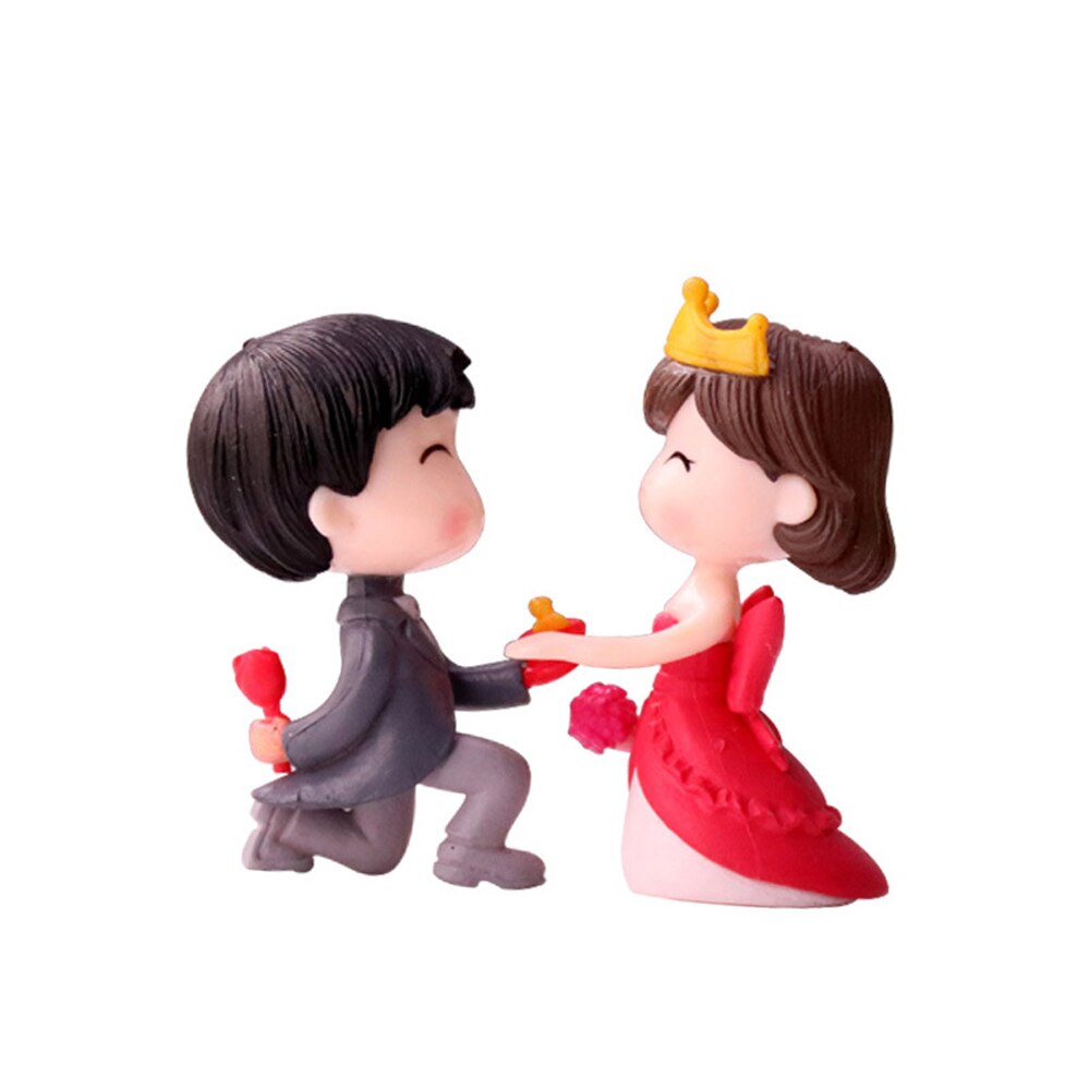 Happiness Wedding Romantic Young Couple Figurines Sweety Lovers Craft Fairy Scene Warm Valentine's Day Ornaments Room Decor