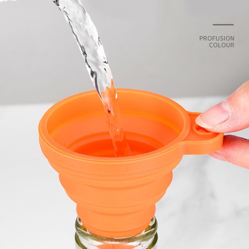 30ML Portable Cute Hangable Silicone Mini Hand Sanitizer No Clean Squeeze Empty Bottle Travel Safe Hand Gel Holder Split Bottles