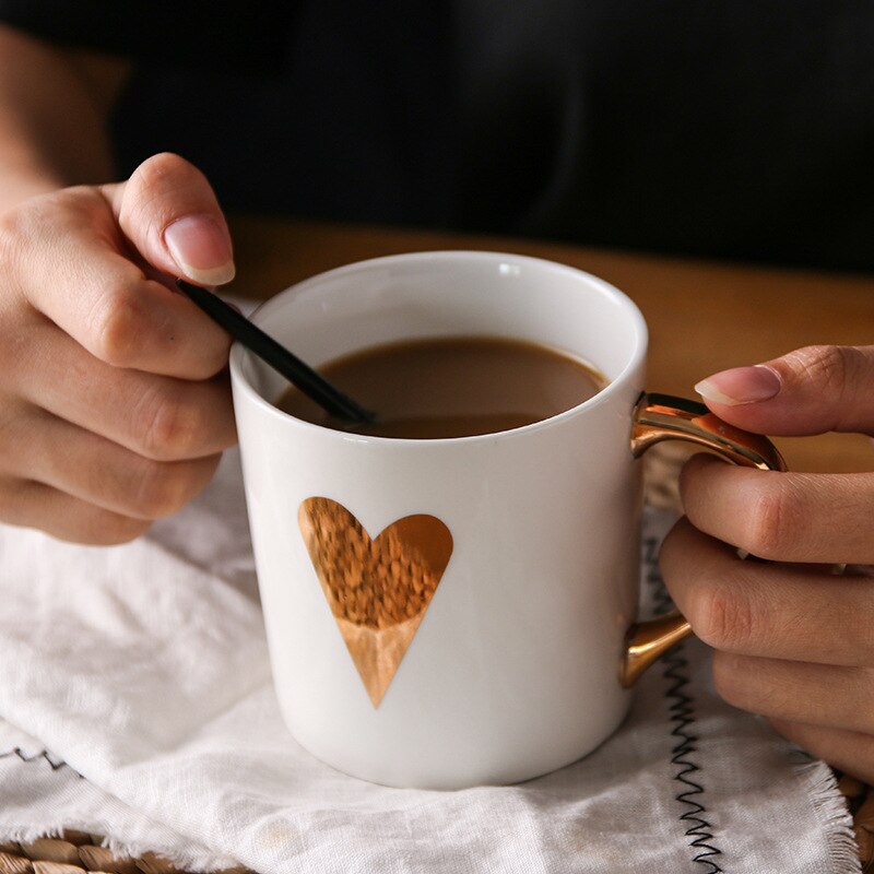 Golden Ceramic Mug Porcelain Coffee Mug China Bone Milk Tea Cup Love Heart Stripe Coffee Cup Drinkware