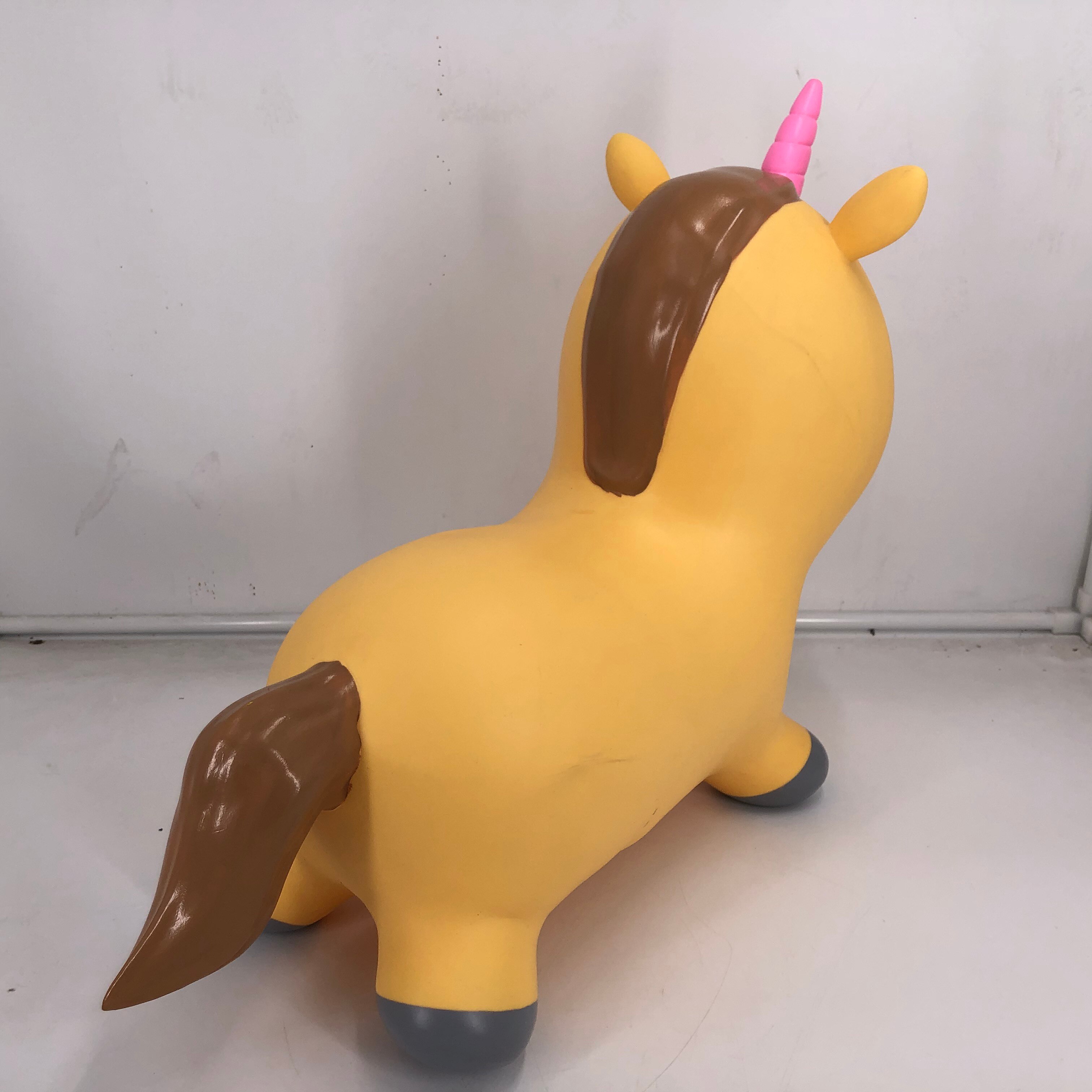 bounce unicorn ---patent item