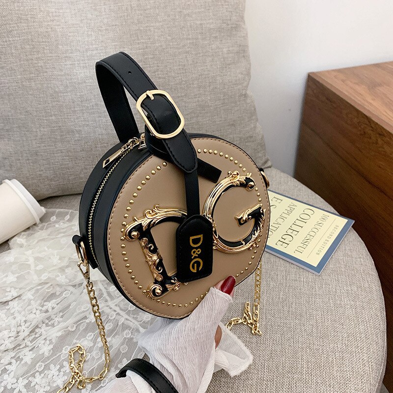 Sacos de beleza europeus 2019 nova moda corrente senhoras pequeno saco redondo portátil diagonal sacos para as mulheres: Champanhe