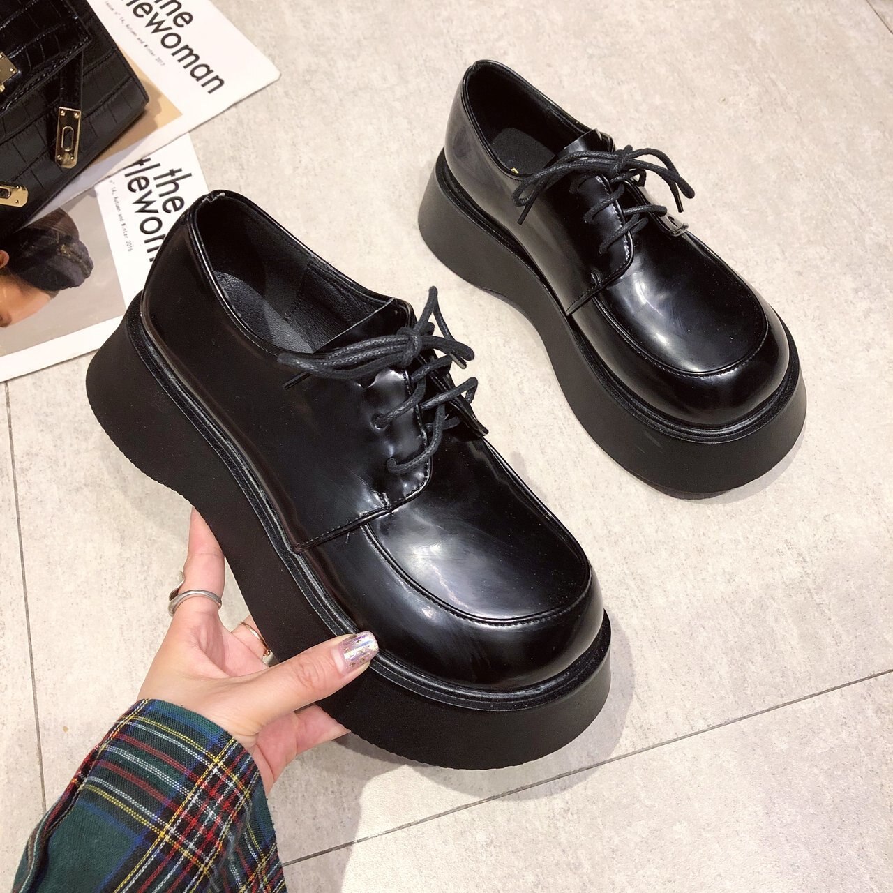 Herfst/winter oxford schoenen voor dames met veters, dikke zool, stevige leren casual schoenen voor dames, platte schoenen met ronde neus en plateauzolen