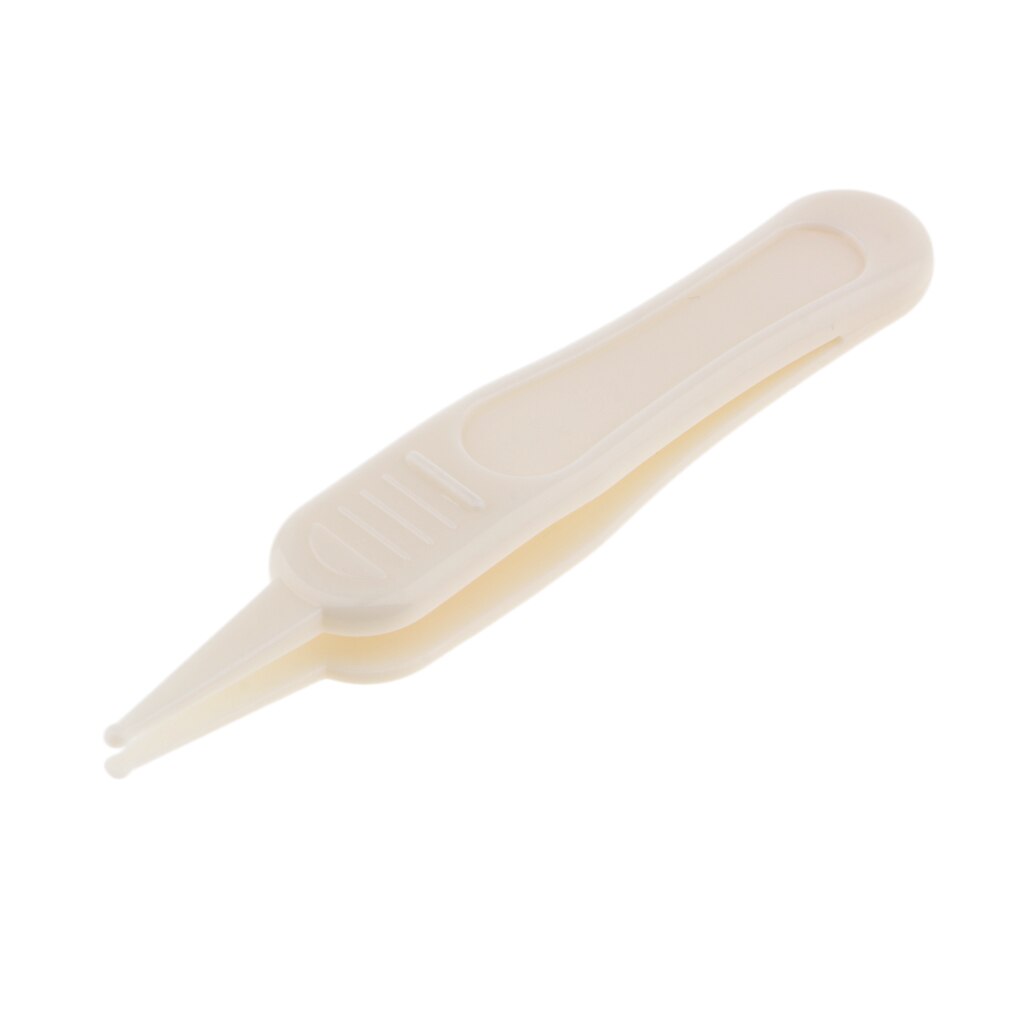 Baby Nose Cleaning Tweezers Nipper Plier Baby Kids Cleansing Tool