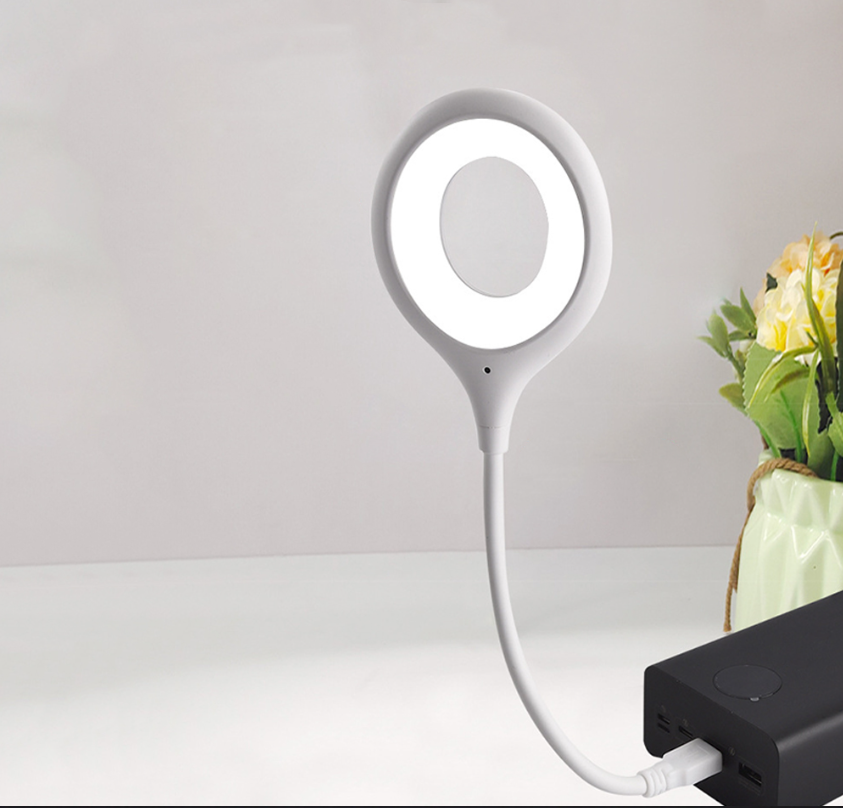 Opvouwbare USB-bureaulamp Nachtverlichting Verlichting Plug-in tafellampen Draagbare bureaulampen Oogbescherming Leesbureau Nachtlampje